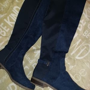 Liz Claiborne Suede Boots